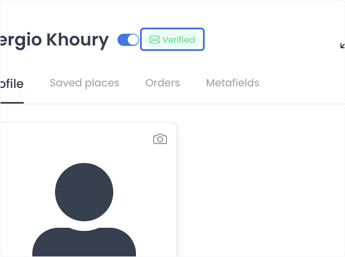 Estado de verificación de un perfil en la lista histórica Managers