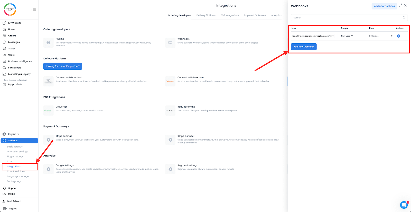 Webhooks de Dashboard con Add new webhook, URL Zapier, activador New User y control más