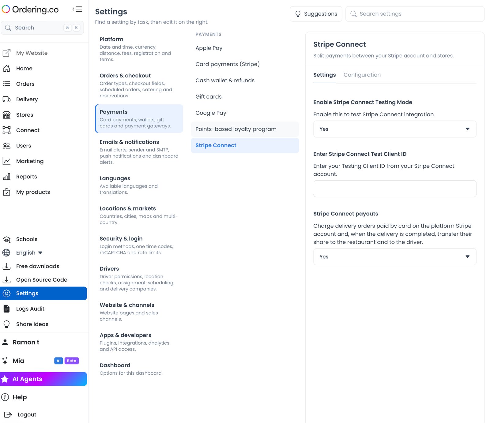 Panel Settings, Payments, Stripe Connect con Testing Mode, Test Client ID y Stripe Connect payouts en Yes