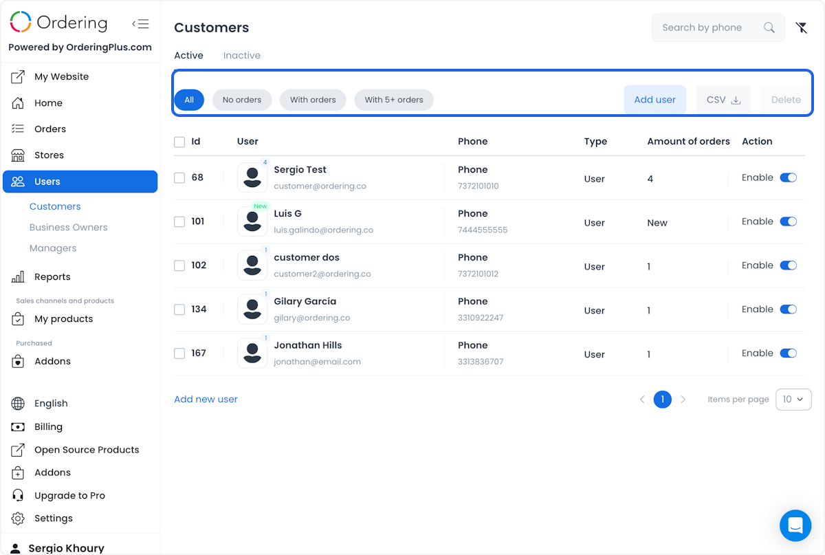 Lista Customers con filtros rápidos de recuento de pedidos y acciones de cuenta