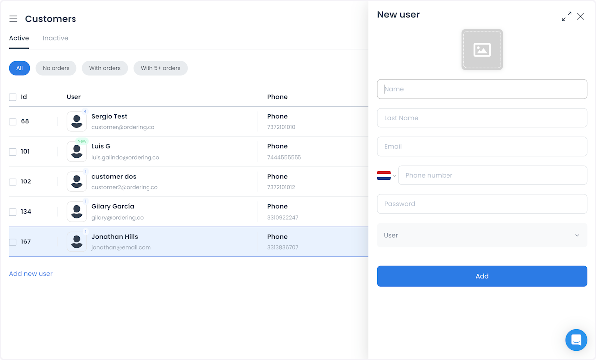 Formulario Add user con campos de nombre, apellido, correo, teléfono y contraseña